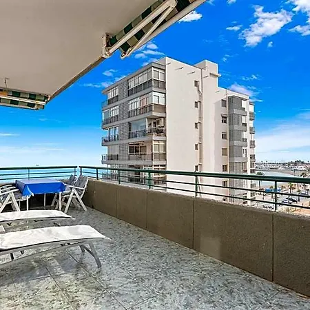 Cozy Beachfront In By Costarentals Apartamento *