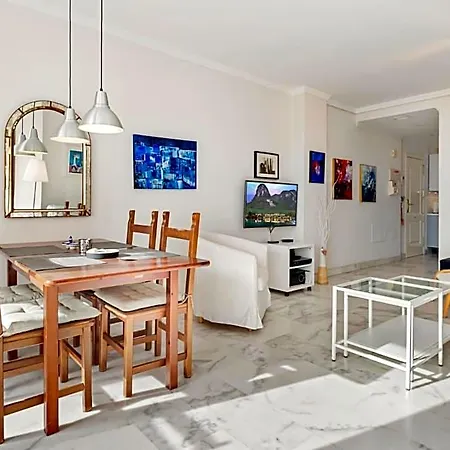 Cozy Beachfront In By Costarentals Apartamento