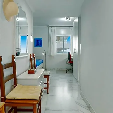 Cozy Beachfront In By Costarentals