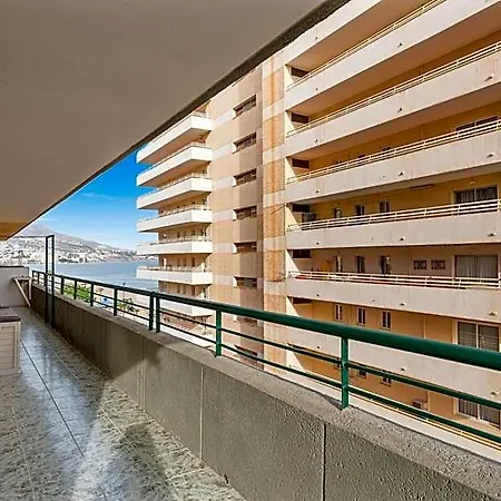 Apartamento Cozy Beachfront In By Costarentals Fuengirola
