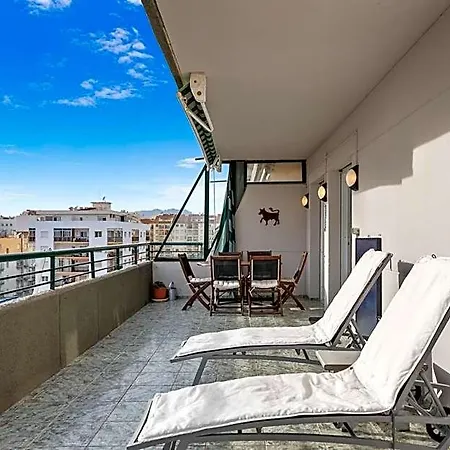 Cozy Beachfront In By Costarentals